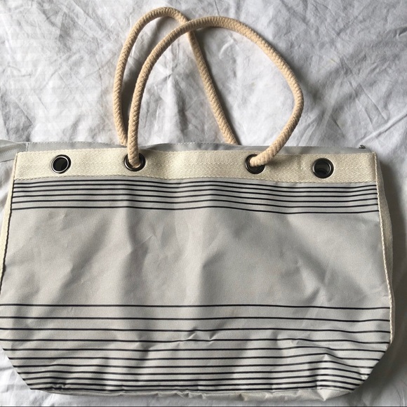 Disney Beach bag - Picture 2 of 6